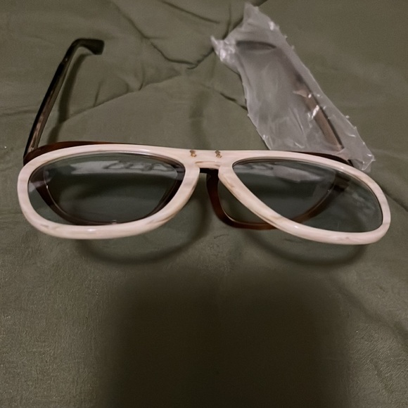 Authentic Beige Havana Shades Brand New With Authenticity Certificate Card - Picture 3 of 11